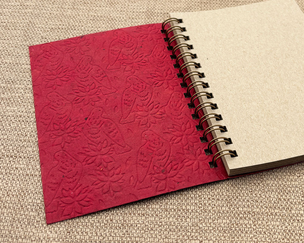 Small embossed notebook - Burgundy