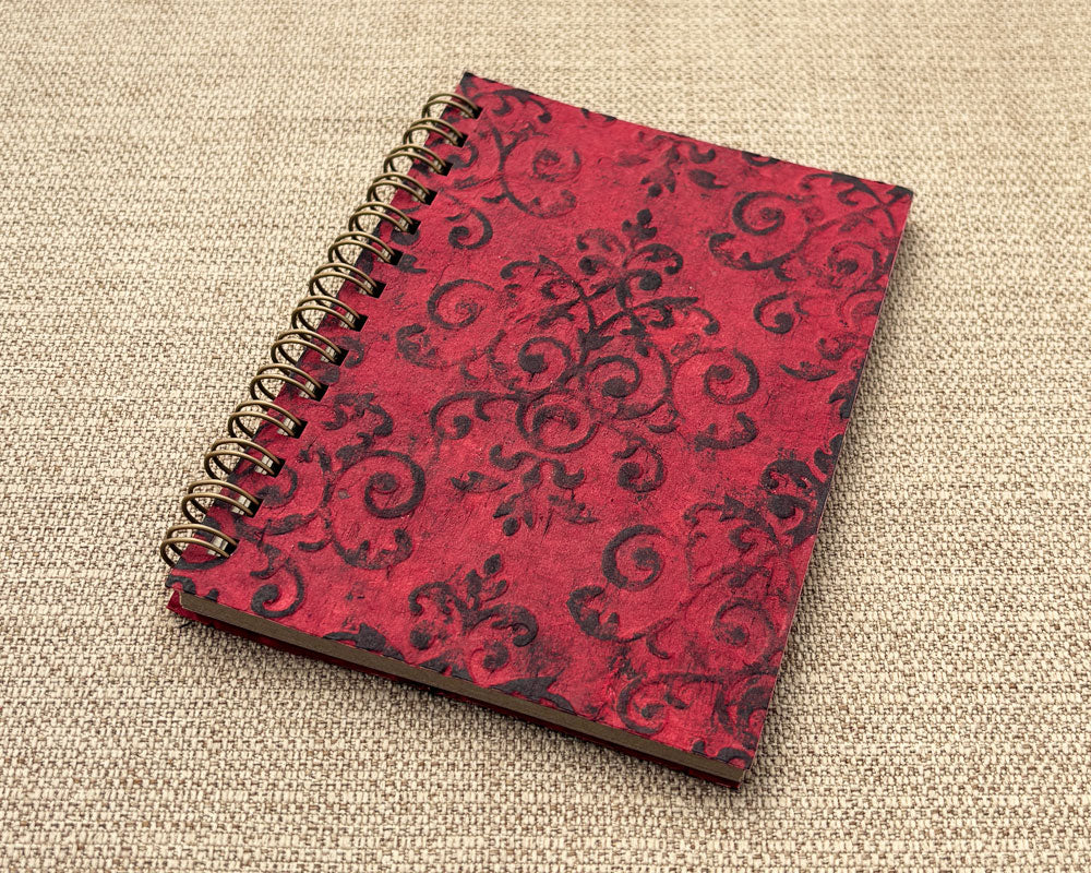 Small embossed notebook - Burgundy