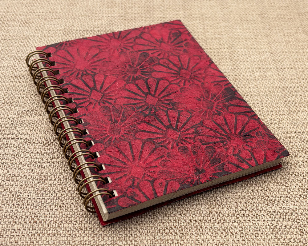 Small embossed notebook - Burgundy