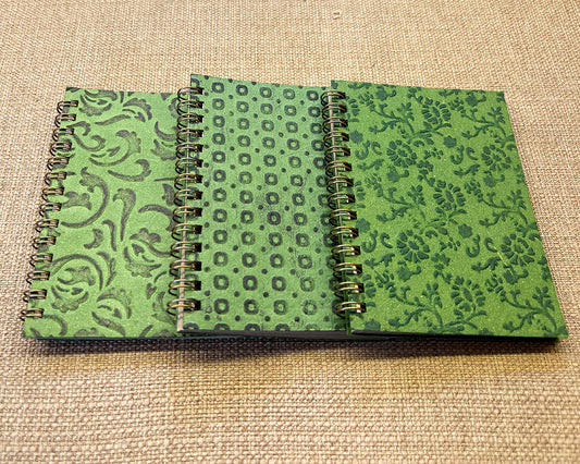 Small embossed notebook - Forest Green
