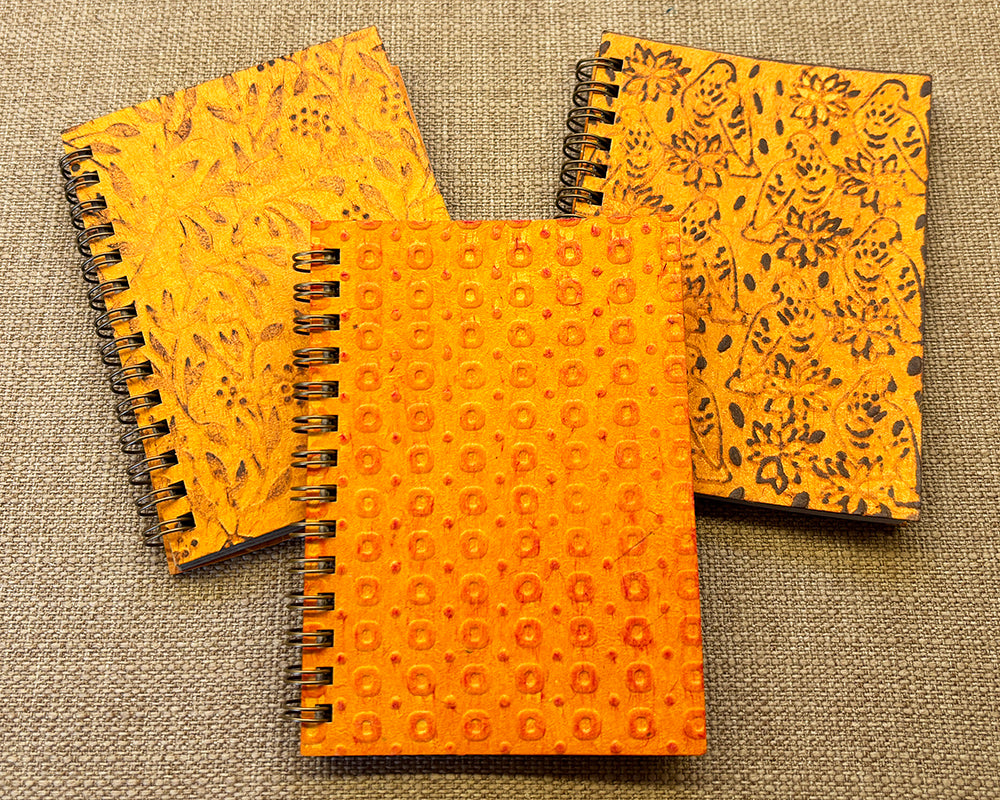 Small embossed notebook - Golden Yellow