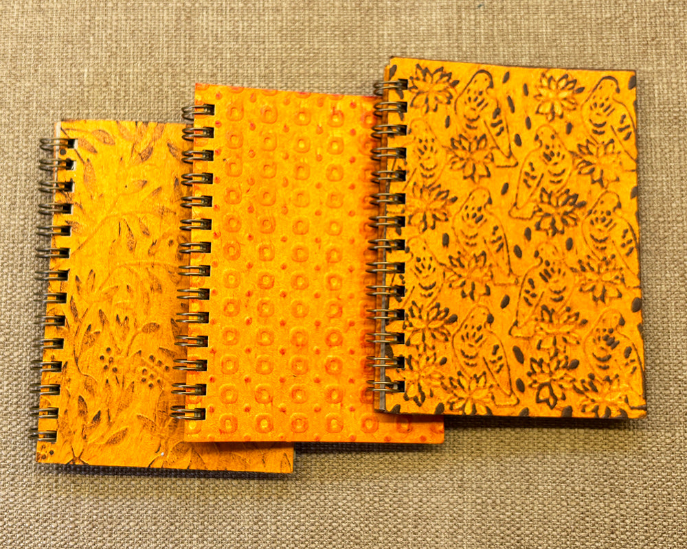 Small embossed notebook - Golden Yellow