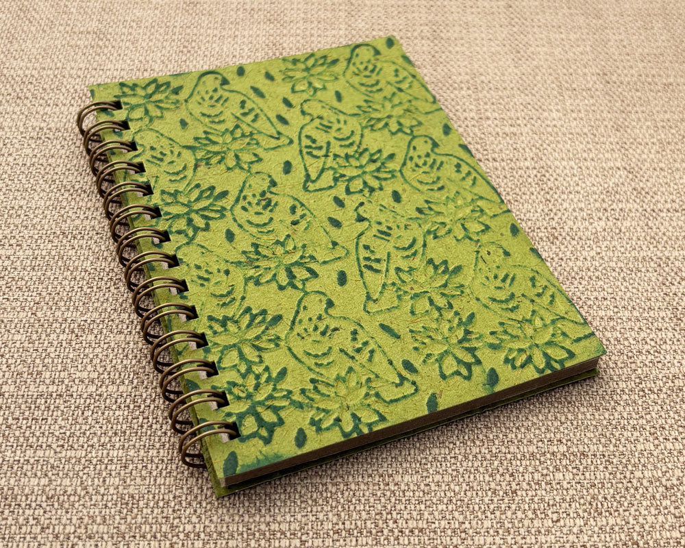 Small embossed notebook - Grass Green