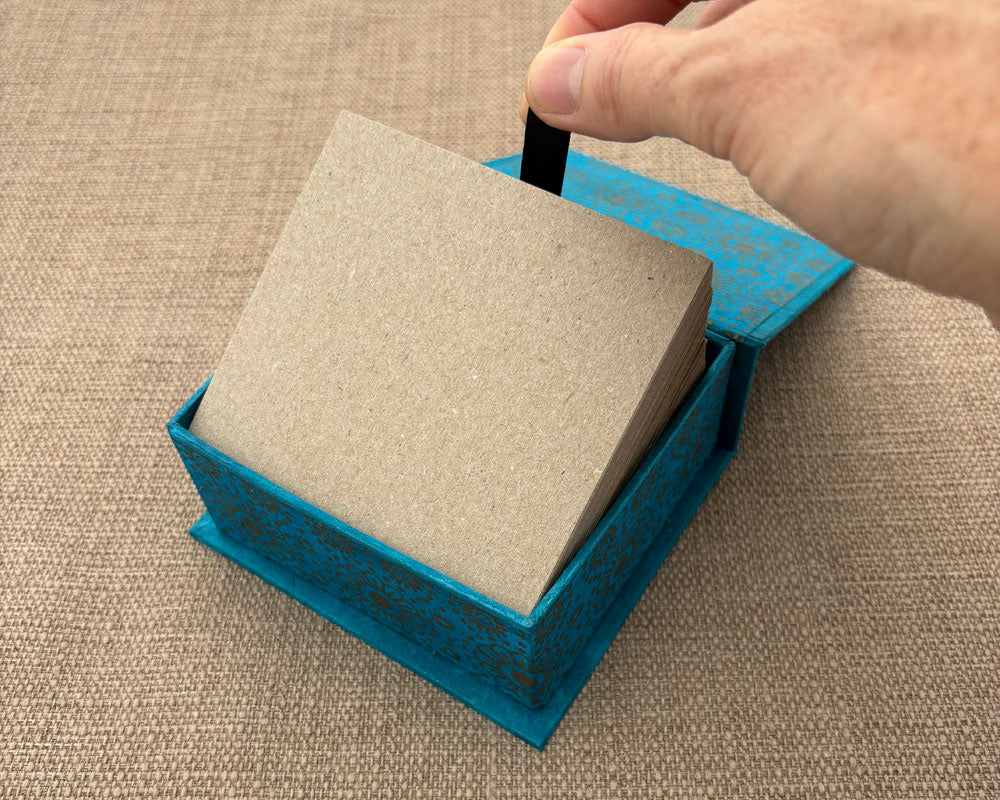 Notebox - Turquoise Daisy
