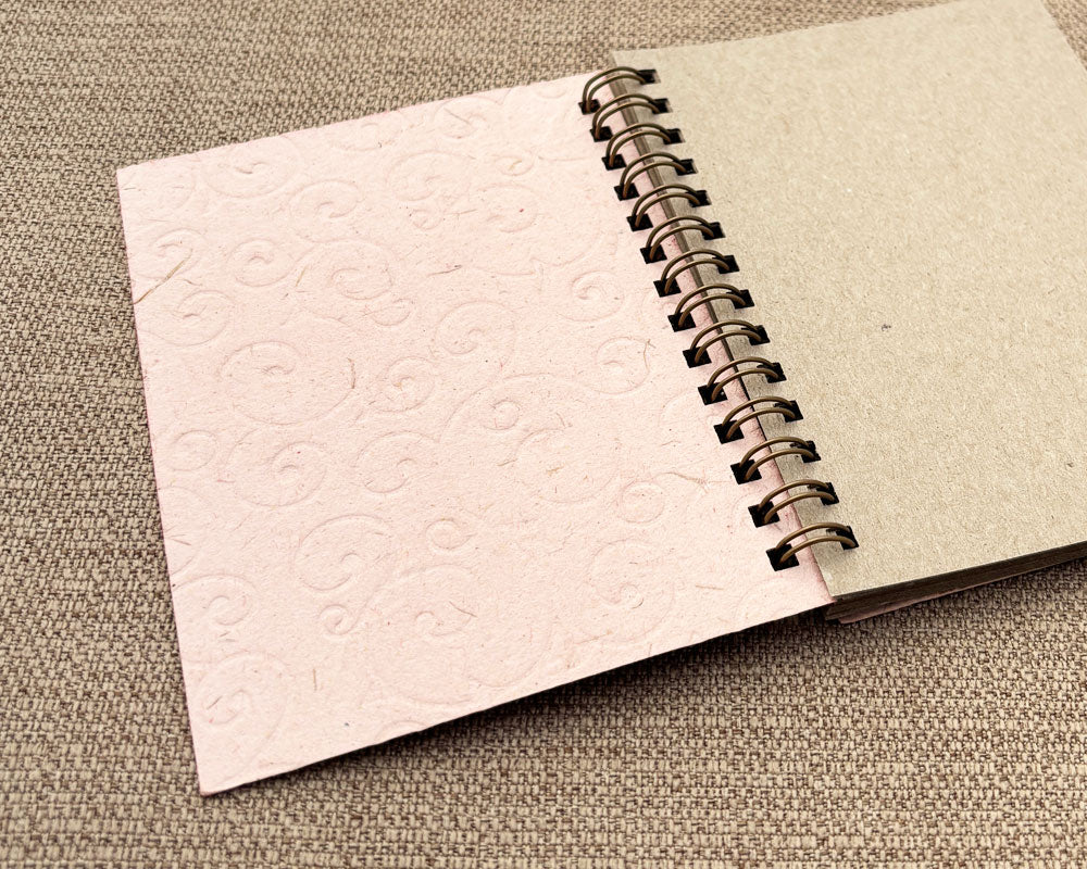 Small embossed notebook - Pale Pink
