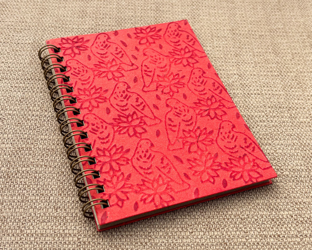 Small embossed notebook - Red